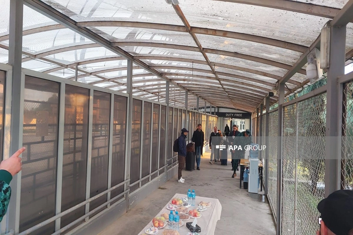 Çin və İtaliya vətəndaşları İrandan Azərbaycan sərhədi ilə təxliyə olunub - FOTO
