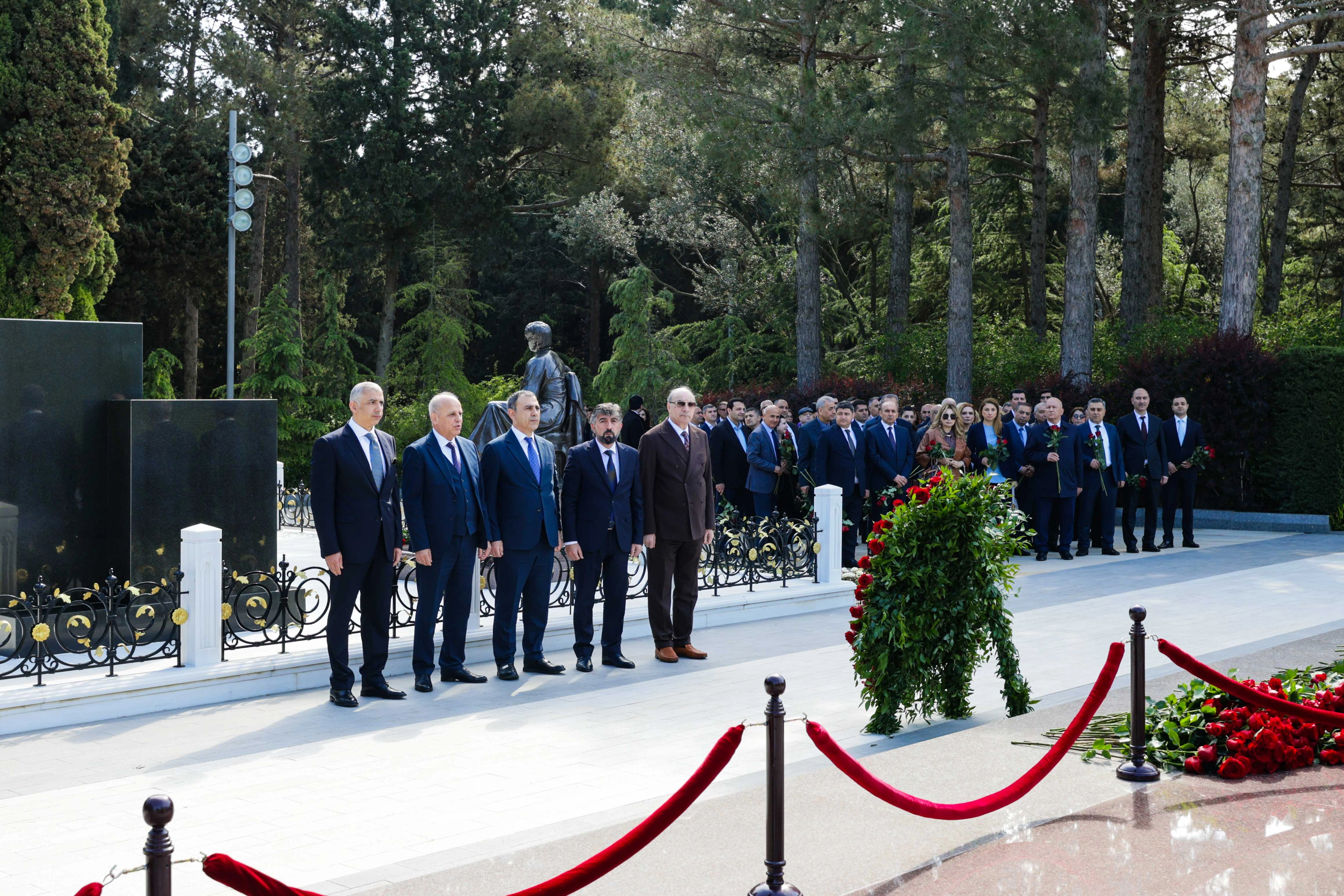 UNEC-də “Heydər Əliyev irsi: Elm, təhsil və milli tərəqqi” adlı elmi-praktiki konfrans keçirilib - FOTO