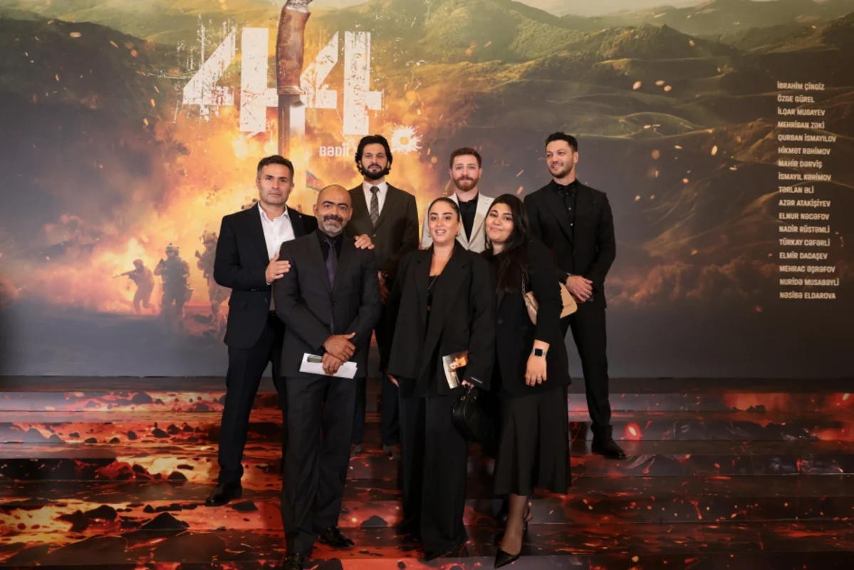 "44" bədii filminin premyerası baş tutub: Arzu Əliyeva və Alyona Əliyeva təqdimatda iştirak ediblər