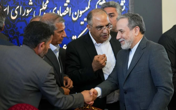 İran region ölkələri ilə ticarət əlaqələrini asanlaşdırmaq istəyir