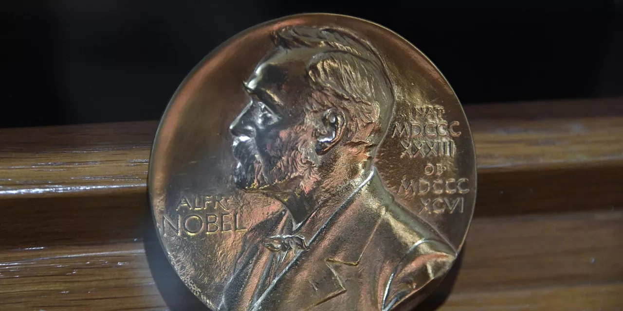 Nobel Sülh Mükafatı uğrunda geniş siyahı: Tramp da namizədlər arasında ola bilər - "Reuters"