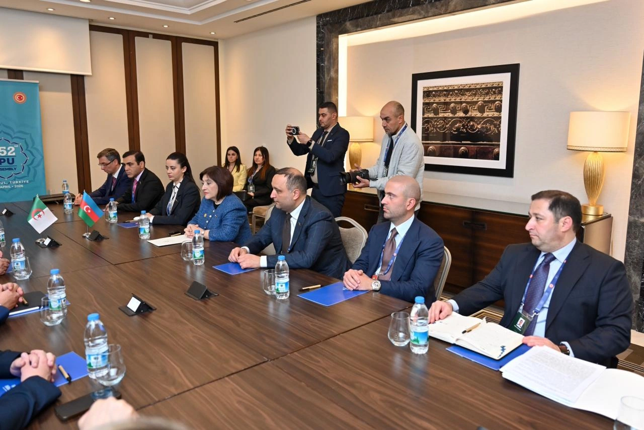 Sahibə Qafarova Əlcəzair Milli Xalq Assambleyasının sədri ilə görüşüb - FOTO