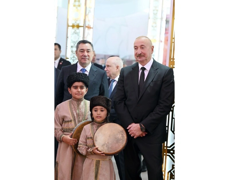 Prezident İlham Əliyev MDB Ölkələrinin Milli Kulinariya Festivalı ilə tanış olub, rəsmi qəbulda iştirak edib - FOTO