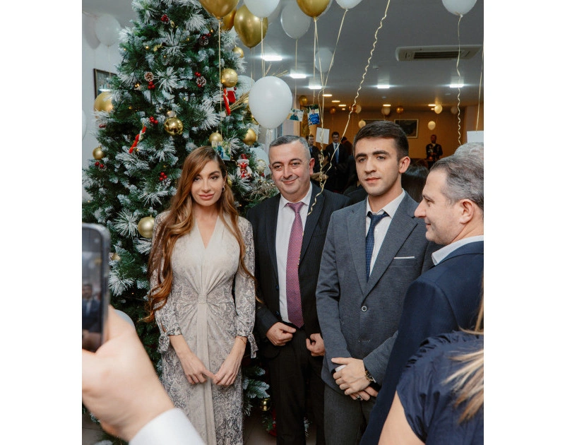 Ahıl şəxslər üçün sosial xidmət müəssisəsində Yeni il süfrəsi açılıb - FOTO