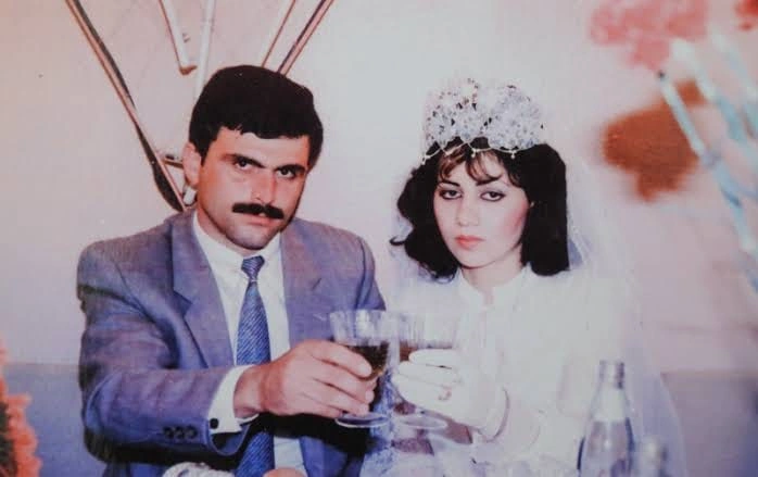 “İlhamdan sonra özünü öldürmək istəyirdi, intihar edəndə bətnində körpəsi var idi” - Fərizənin qardaşı