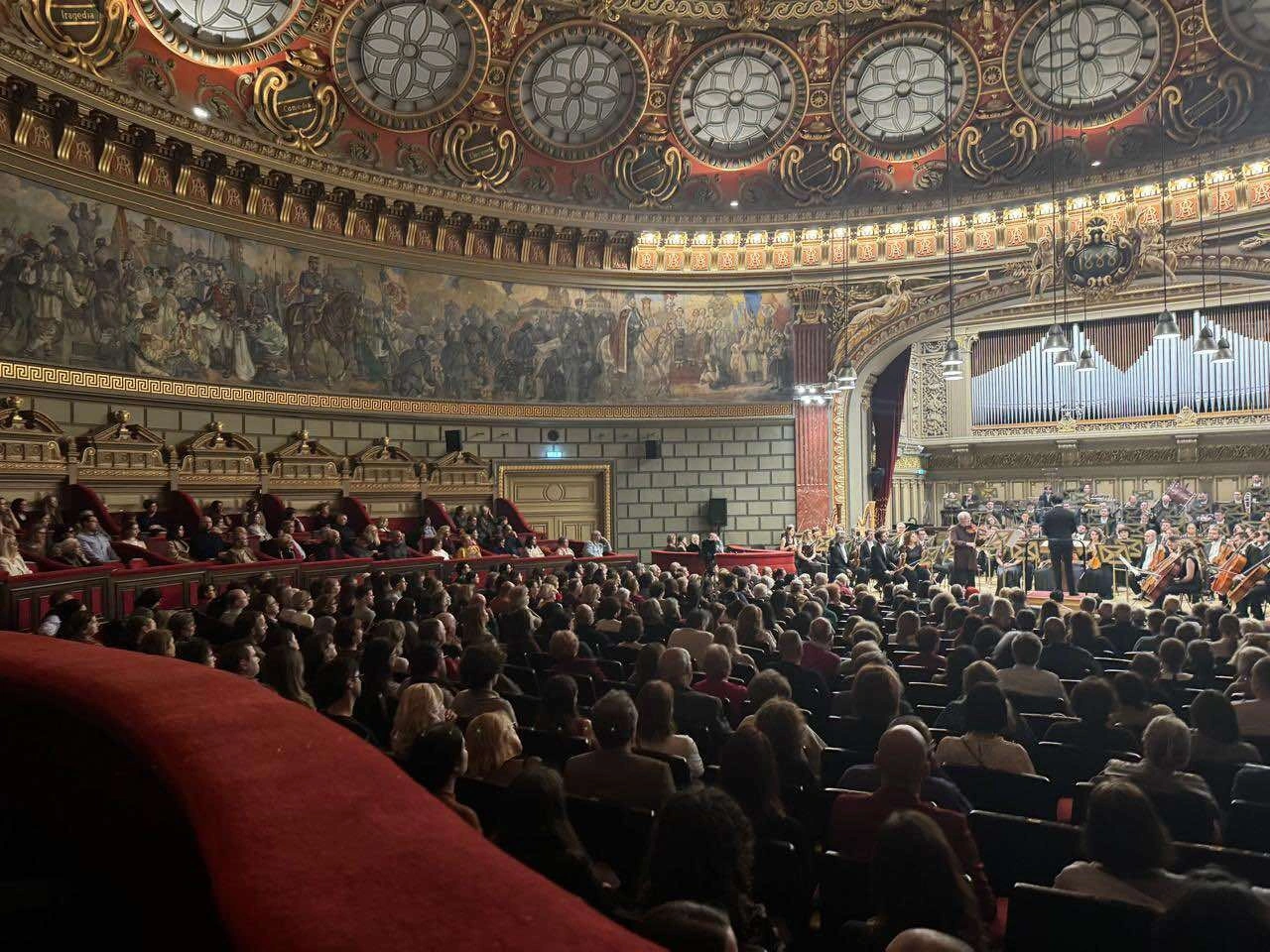 Buxarestdə dirijor Fuad İbrahimovun rəhbərliyi ilə konsert keçirilib - FOTOLAR