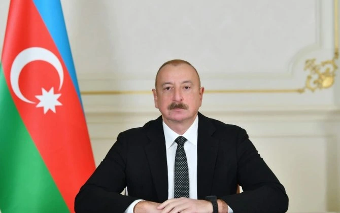 Prezidentdən Azərbaycan Gəncləri Günü ilə bağlı PAYLAŞIM - FOTO