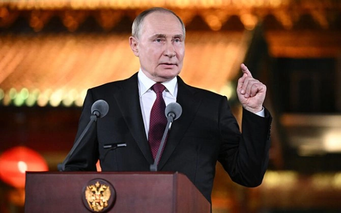 Putin: Ukraynadakı böhran hazırda Ermənistanda baş verənlərə bənzər bir vəziyyətlə başlayıb