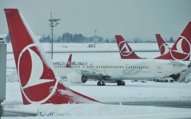 "Türk Hava Yolları" 61 reysi ləğv edib