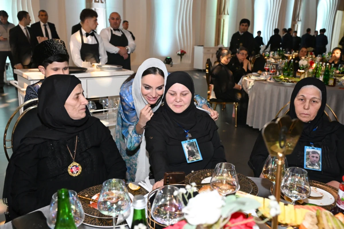 Şəhid analarının iştirakı ilə iftar süfrəsi təşkil olunub - FOTO