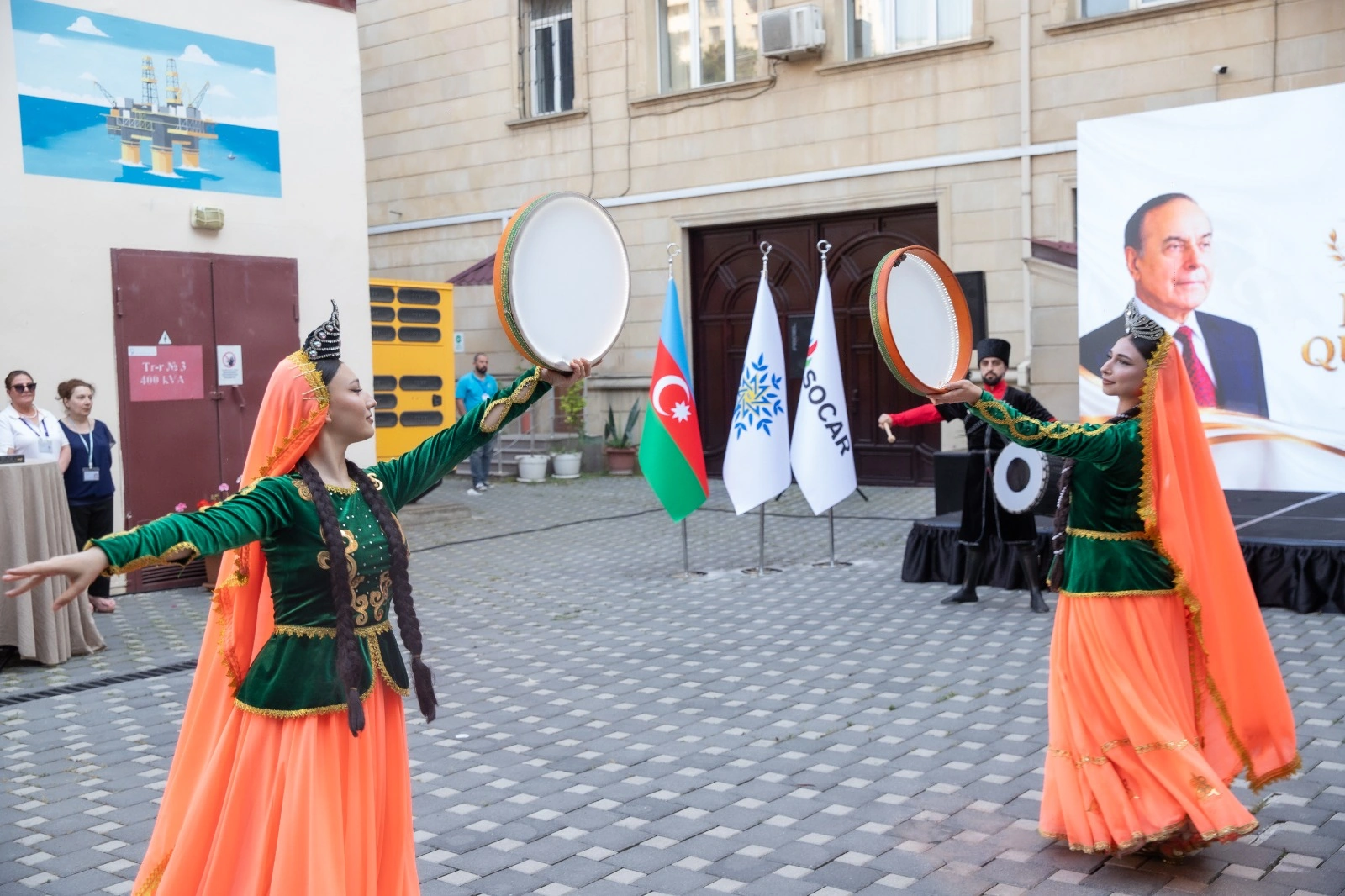 YAP Nərimanov və SOCAR 15 iyun Milli Qurtuluş Günü ilə bağlı tədbir keçirdi - FOTOLAR