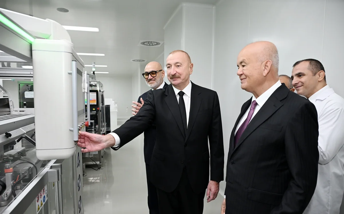 İlham Əliyev Pirallahı Sənaye Parkında dərman istehsalı müəssisəsinin açılışında iştirak etdi - FOTO