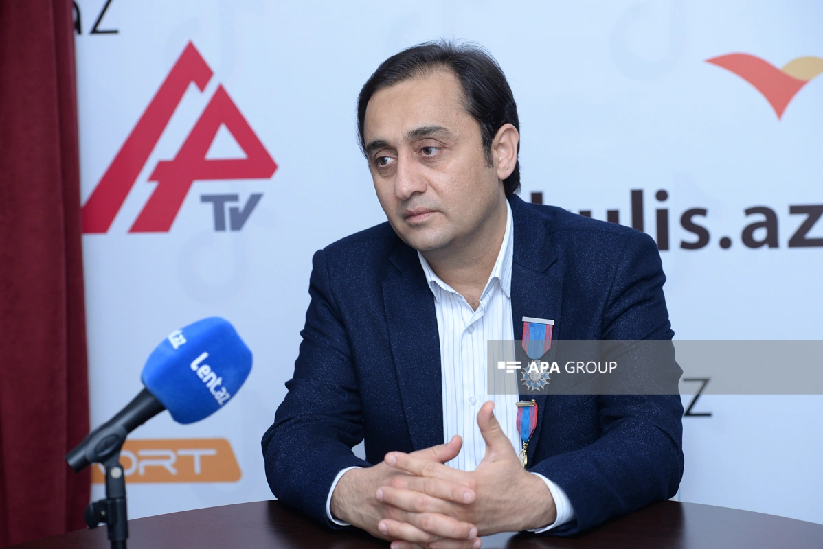 Rəsulzadənin obrazını canlandıran aktyor: "30-40 manata məclislərə kloun gedirdim" - FOTO