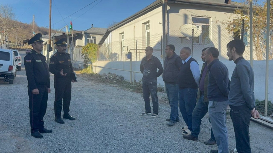 Bu nazirliyin əməkdaşları işğaldan azad olunmuş ərazilərdə sakinlərlə profilaktik söhbətlər apardı - FOTOLAR