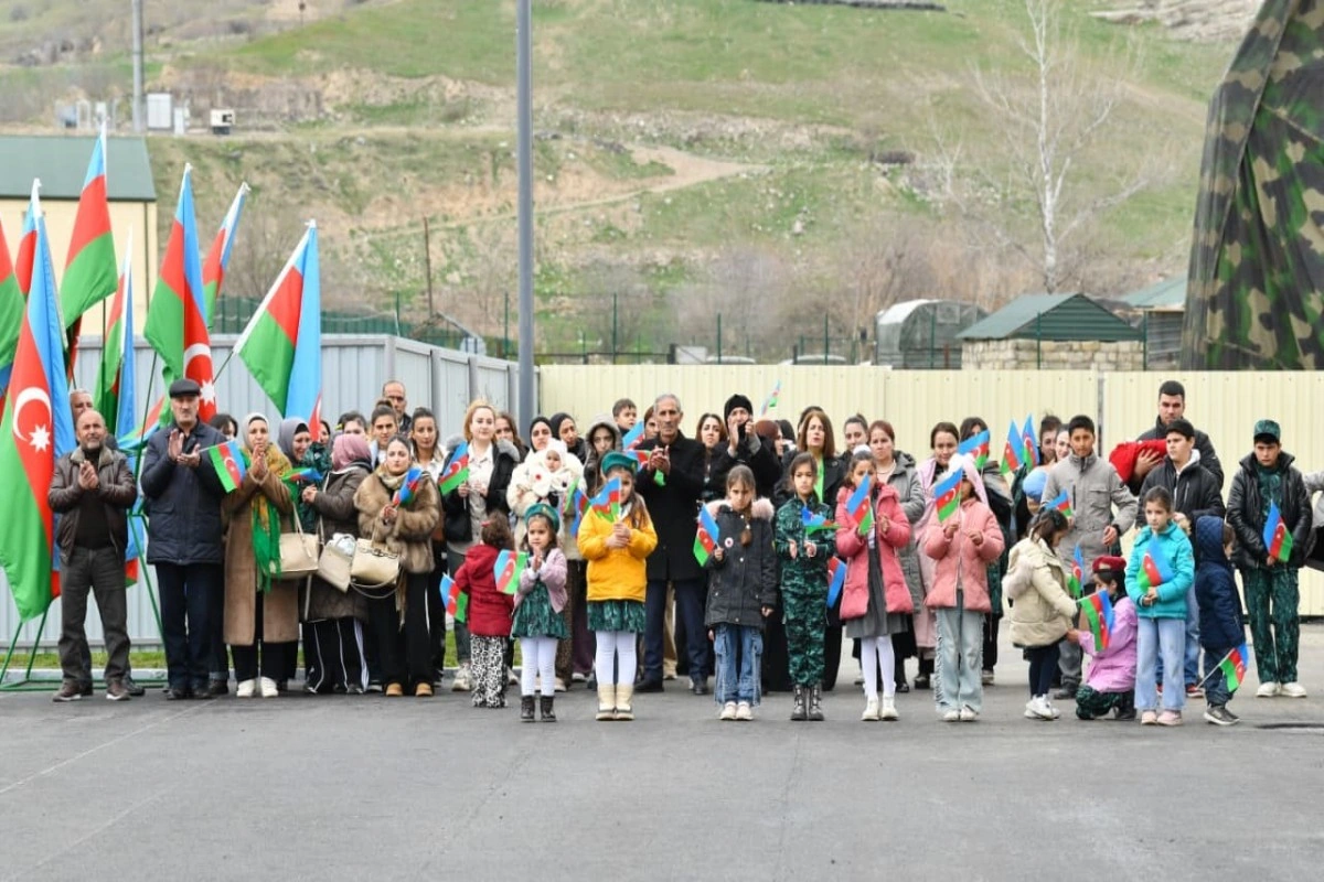 Qubadlıda “Sərhədçi” yaşayış kompleksi hərbçilərin istifadəsinə verilib - FOTO - VİDEO