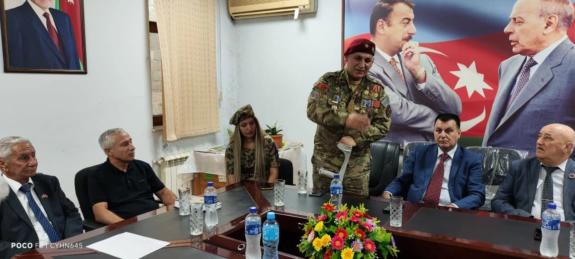 Qarabağ döyüşçüsü, şəhid atası Əkbər Rüstəmovun kitabının təqdimatı keçirildi - FOTO