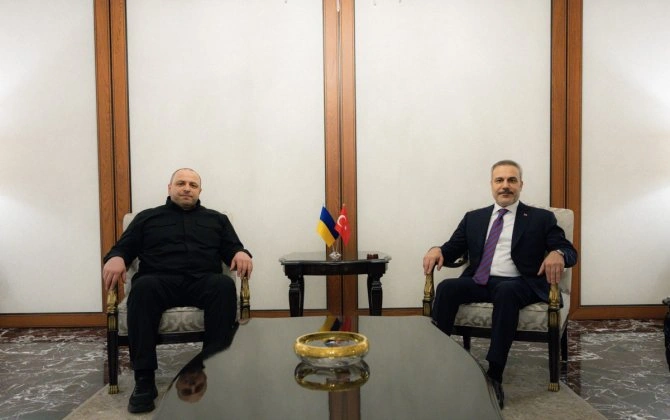 Hakan Fidan Rustem Umerov ilə görüşüb