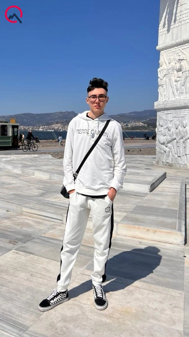 Bakıda 22 yaşlı oğlan qəfil vəfat etdi - FOTO