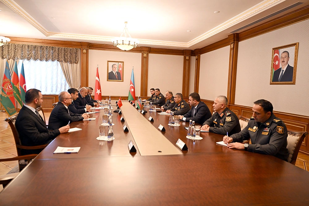 Zakir Həsənov Selçuk Bayraktarı qəbul etdi - FOTO