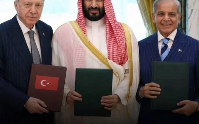 Türkiyə, Pakistan və Səudiyyə Ərəbistanı hərbi komandirlərinin təcili iclası...