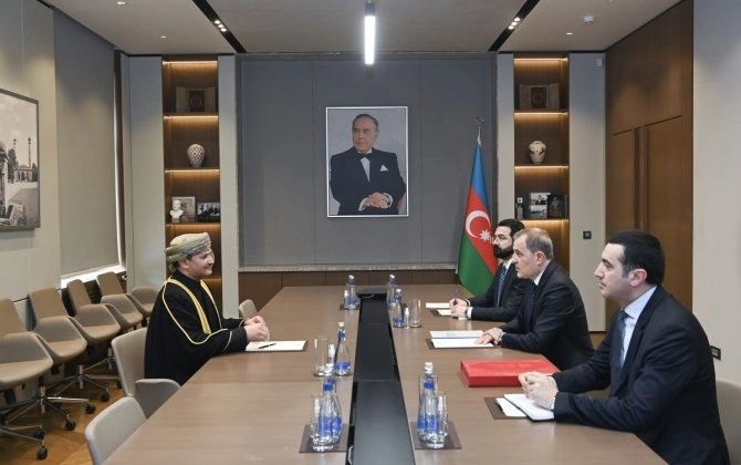Ceyhun Bayramov Omanın qeyri-rezident səfirini qəbul edib - FOTO