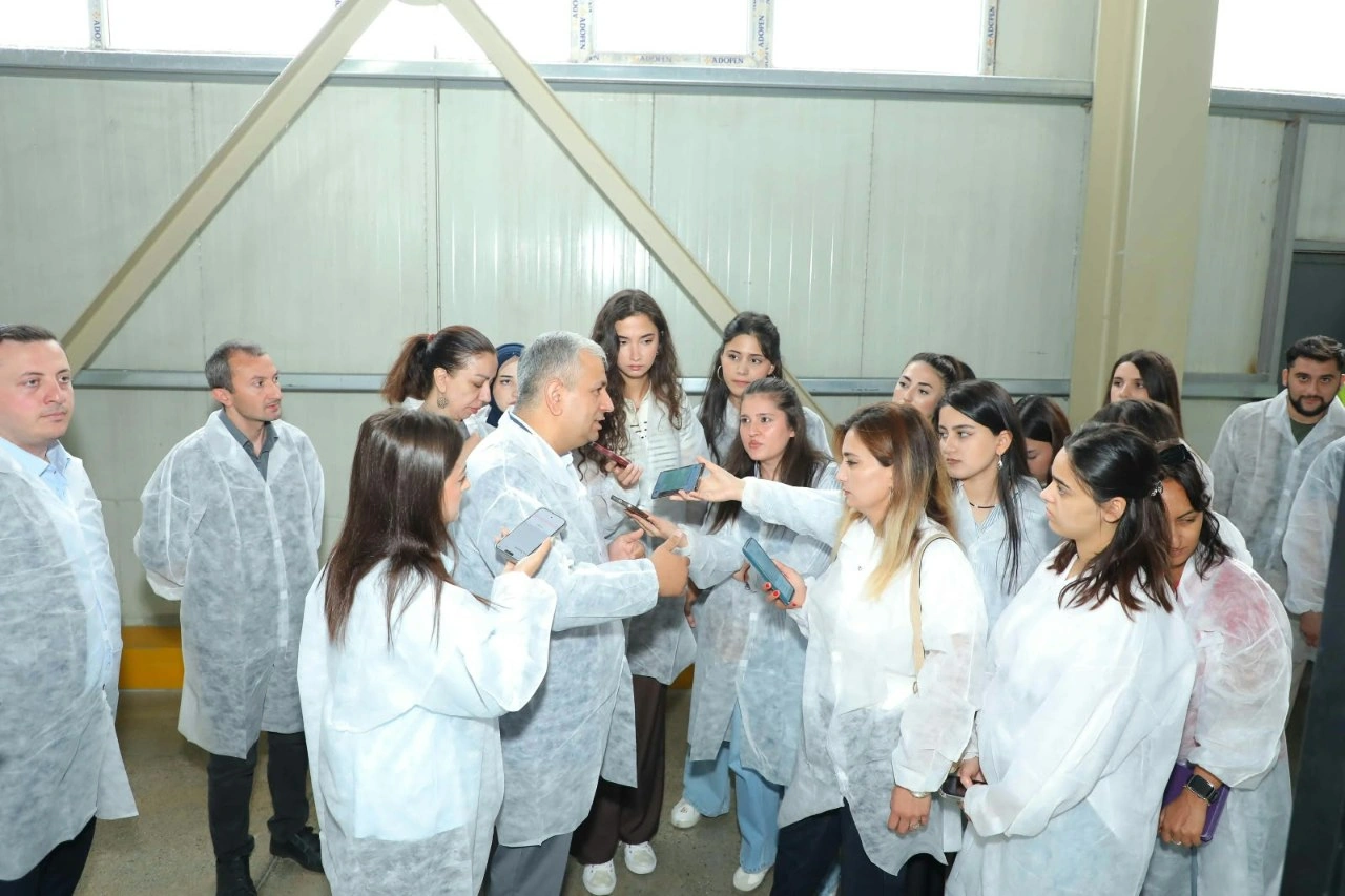 “Azərsun Holdinq” Təmizlik Kağızları Fabrikinə mediatur keçirib – FOTO
