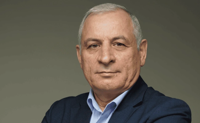 Ümidsiz obsessiyanın "Labirint"i: bədbəxtlik haqqına "sayğı duruşu"