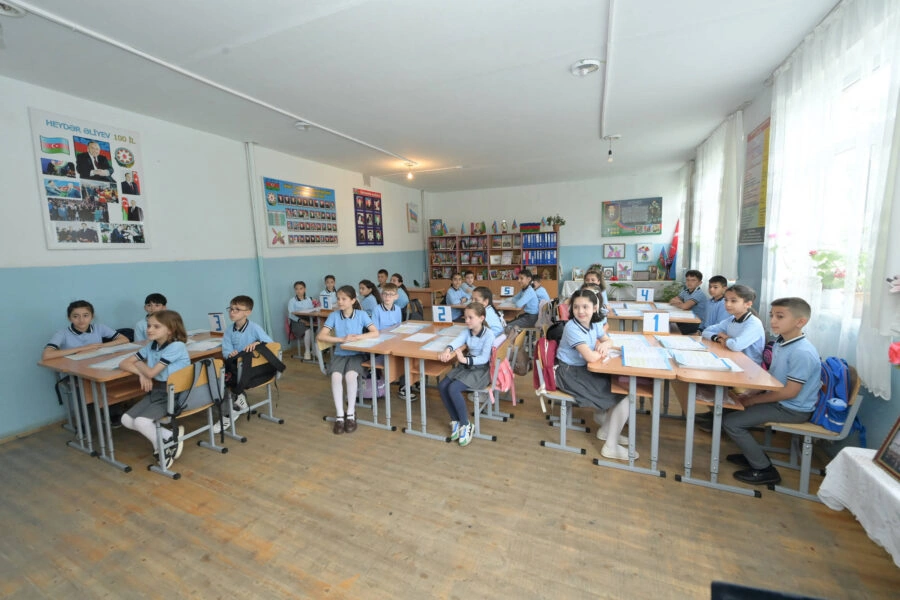 Emin Əmrullayev Qaxda tədris prosesi ilə tanış olub – FOTO