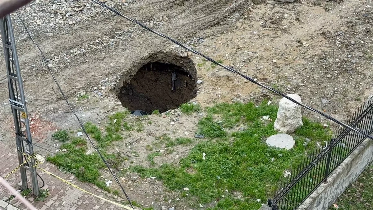 İstanbulda torpaq avtomobili "udub"