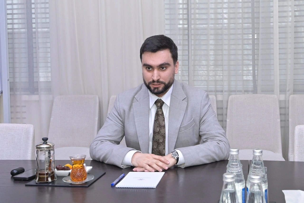 Emin Əmrullayev “Yüksəliş” müsabiqəsinin qalibləri ilə görüşdü - FOTOLAR