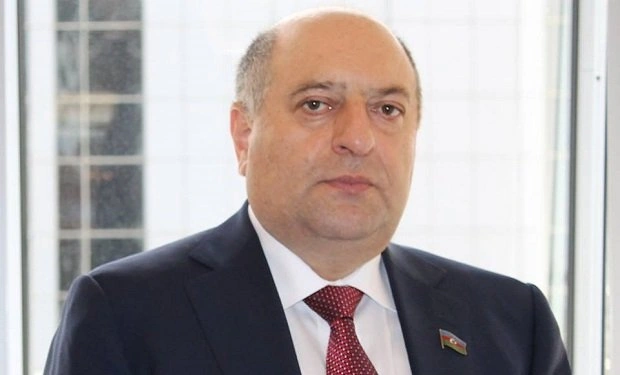 Sülh gündəliyi, milli-mənəvi birlik və Avropa Parlamentinə əxlaq dərsləri