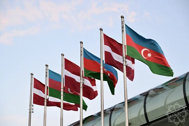 Latviya Prezidenti Edqars Rinkeviçs Azərbaycana rəsmi səfərə gəlib - FOTO
