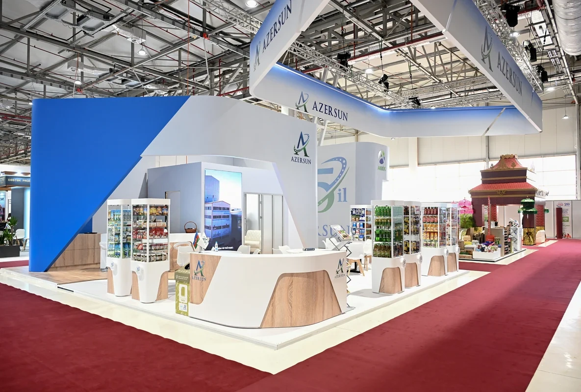 İlham Əliyev 19-cu "Caspian Agro Week" və 31-ci "InterFood Azerbaijan" sərgiləri ilə tanış olub - FOTO