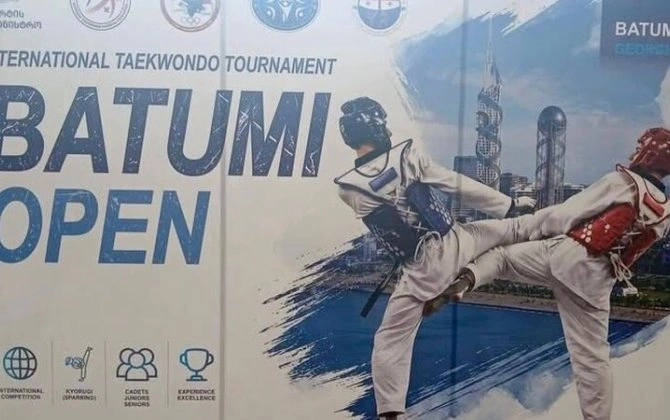 Azərbaycan taekvondoçuları Batumidə 22 medal qazandılar