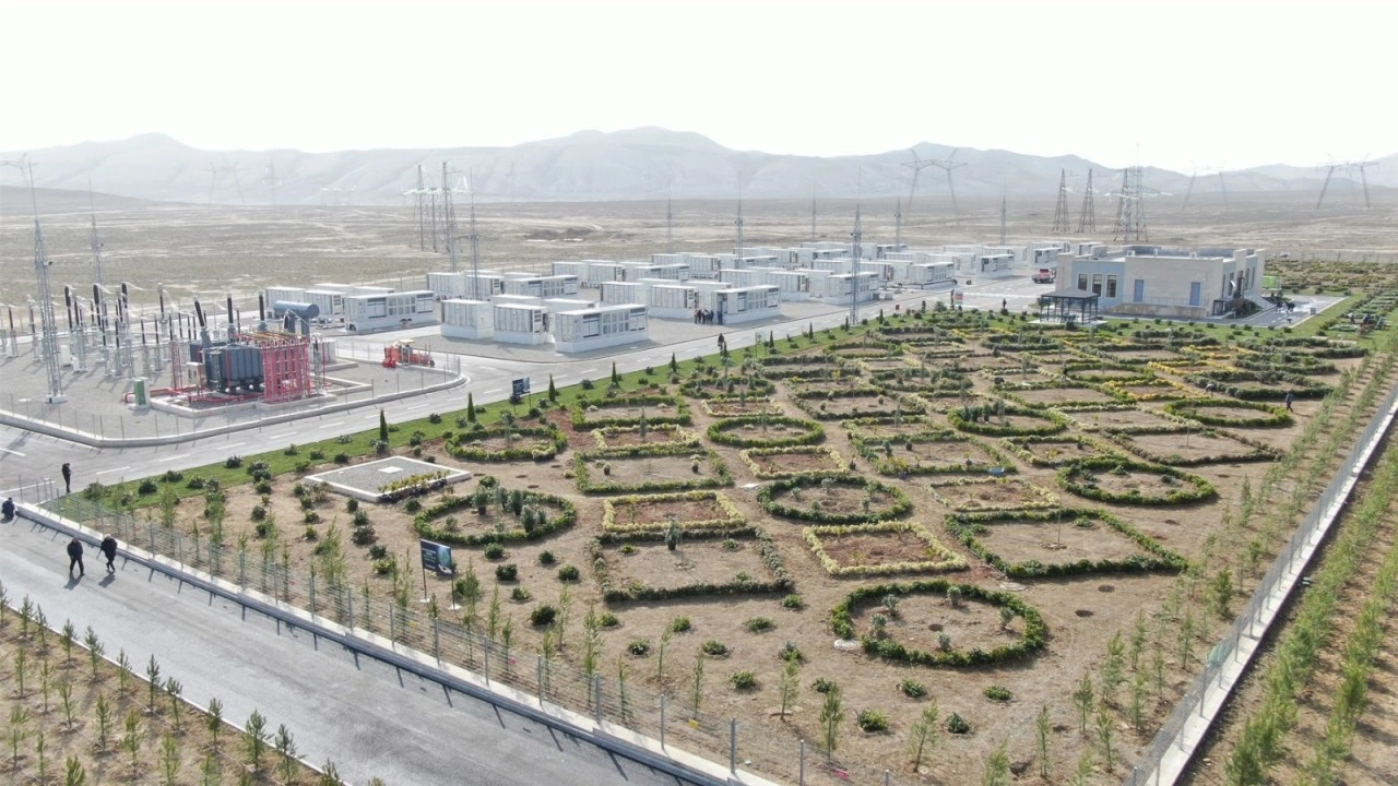 Batareya Enerji Saxlanc Mərkəzinin mahiyyəti və əhəmiyyəti nədir? - FOTO/VİDEO