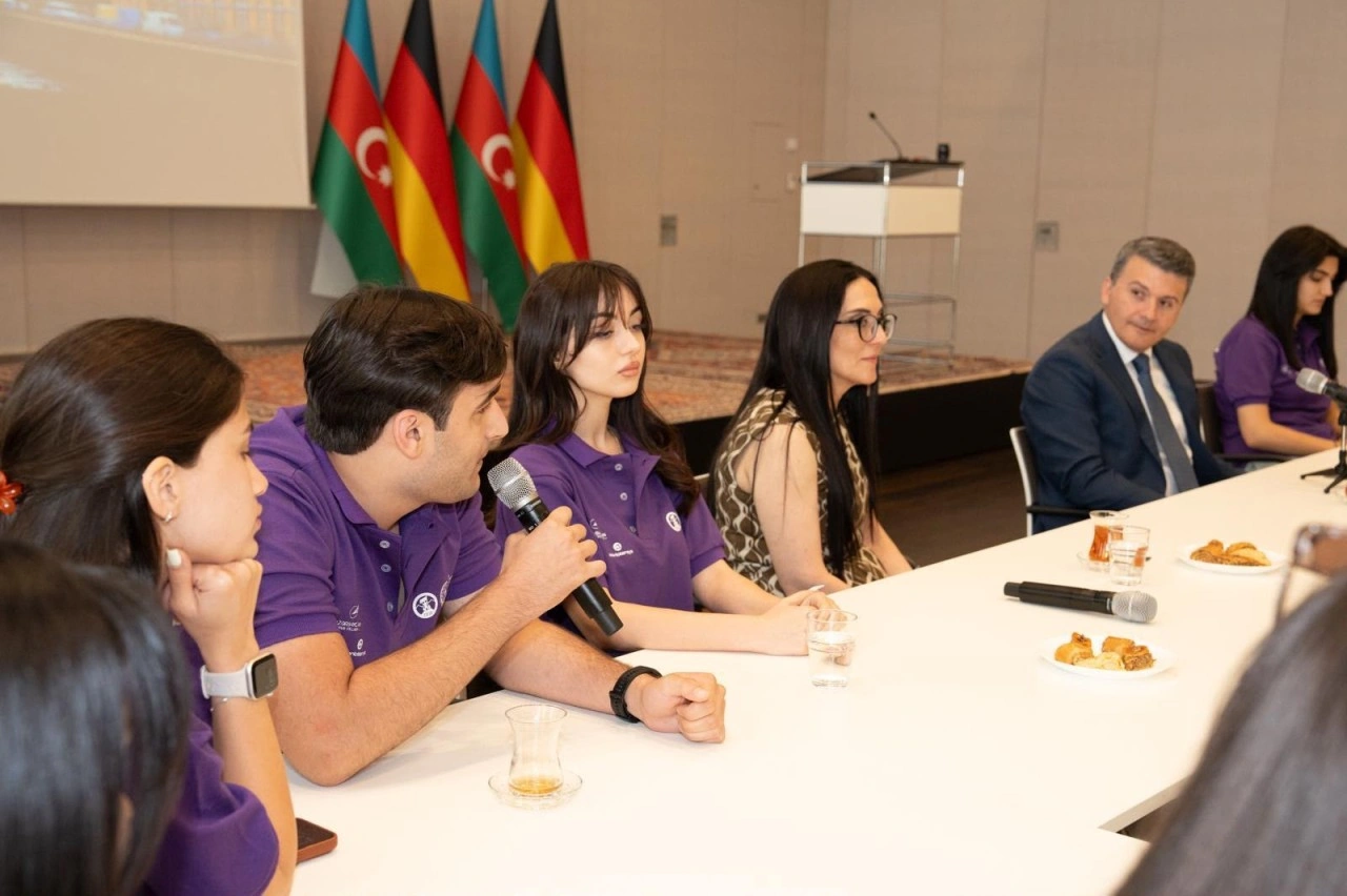 Almaniyada şəhid övladlarının “Əmanətə Sədaqət” Yay Düşərgəsi keçirilib - FOTOLAR