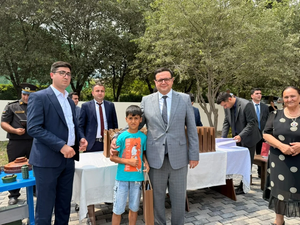 Xocavəndin iki kəndinə ilk köç karvanı çatdı, mənzillərin açarları təqdim olundu - FOTO