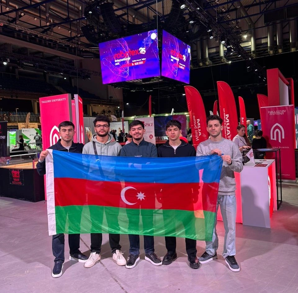 UNEC tələbələri “Robotex International 2025” yarışında birinci olublar - FOTO