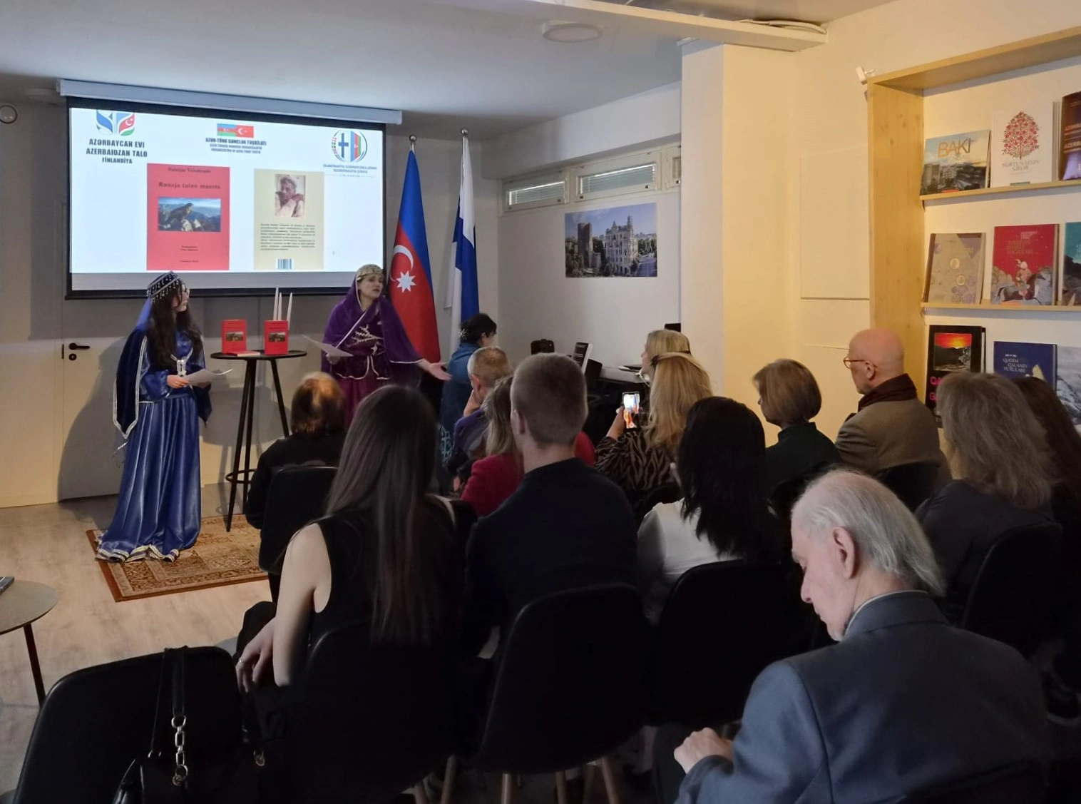 Helsinkidə Bəxtiyar Vahabzadənin yaradıcılığından danışıldı - FOTO