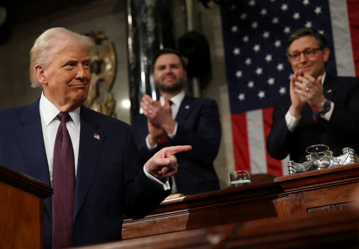 Donald Tramp impiçmentlərin ləğv edilməsinə çalışır