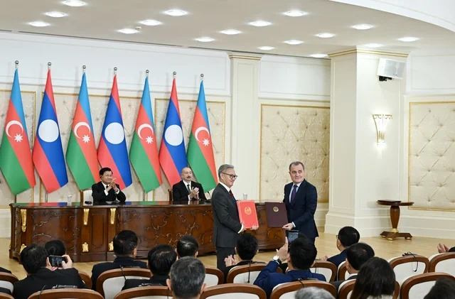 Azərbaycan ilə Laos arasında Birgə Bəyanat qəbul olundu və sənədlər mübadilə edildi - FOTO - YENİLƏNİB