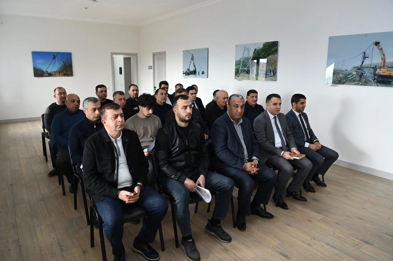 “Azərişıq” nümayəndələri Xankəndində sahibkarlarla görüş keçirib - FOTOLAR