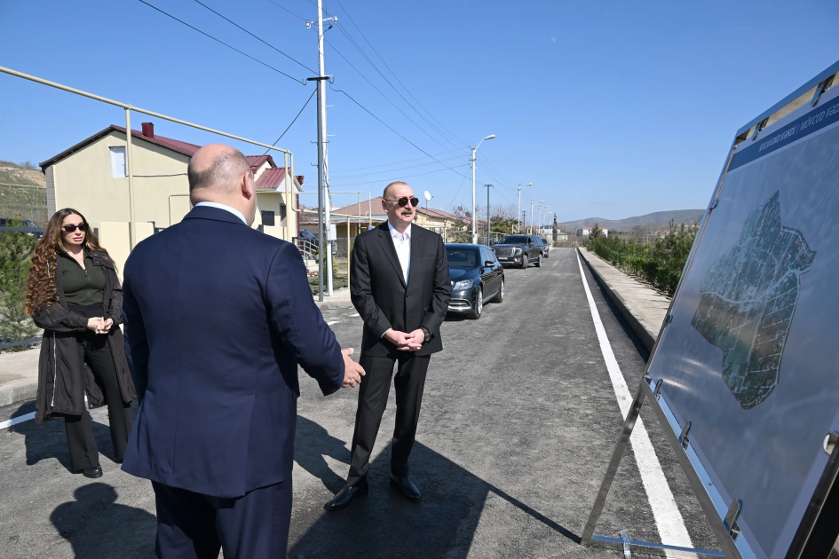 İlham Əliyev Xocavənd kəndində görülmüş işlərlə tanış olub - FOTO - YENİLƏNİB