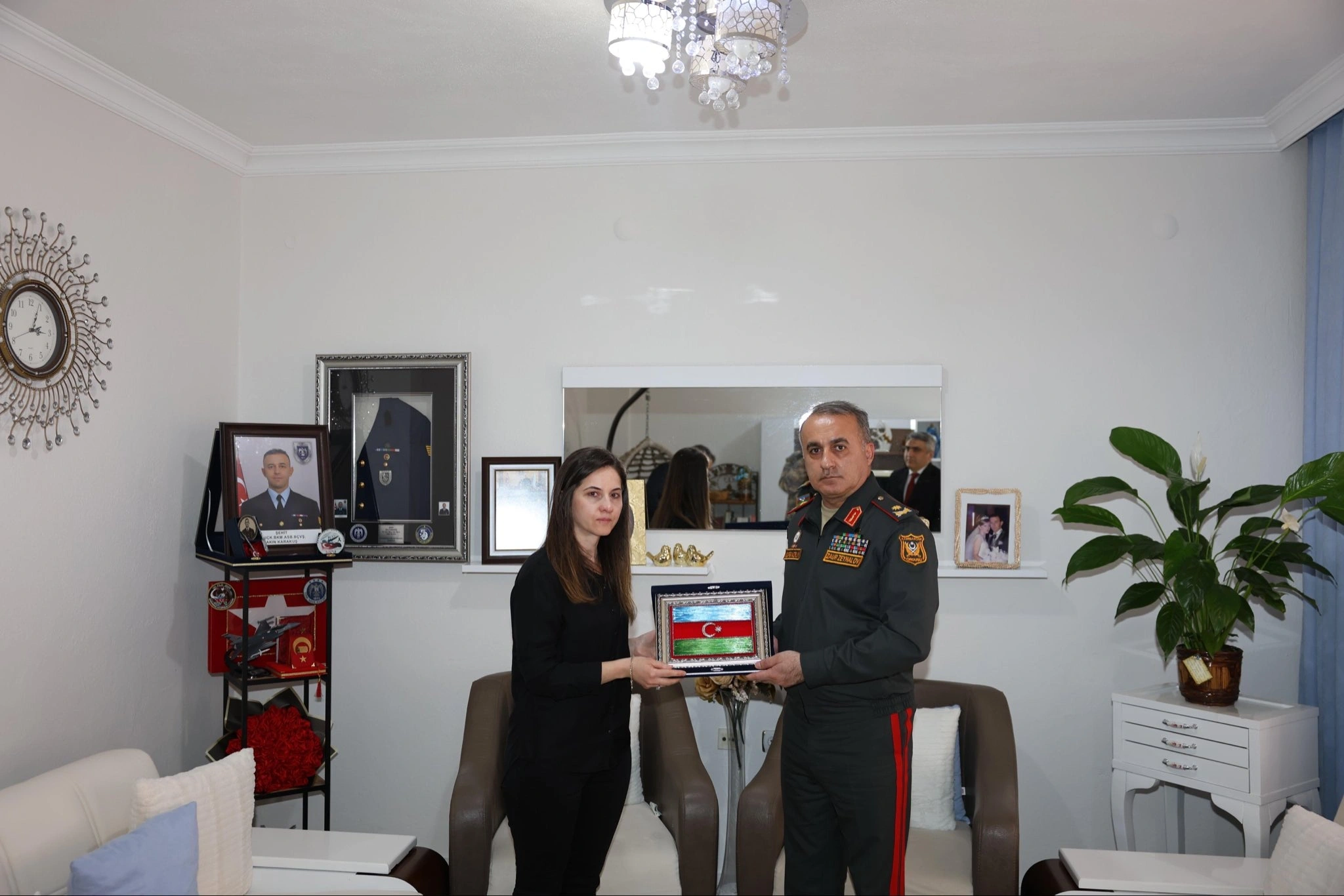 Azərbaycanın hərbi attaşesi Amasiyada şəhid ailələrini ziyarət etdi - FOTO
