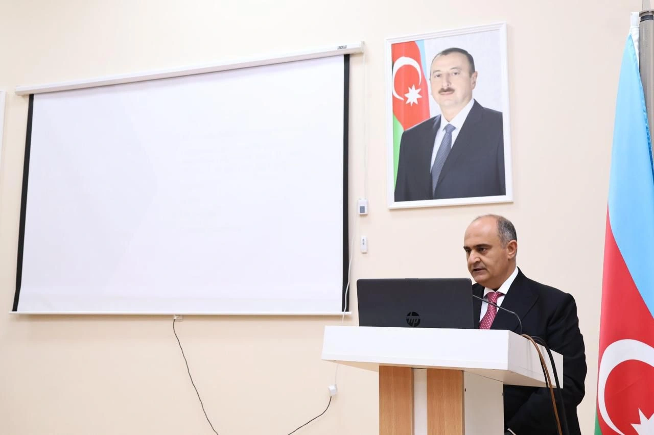 BSU-nun rektoru Astara rayonunda məktəblilərlə görüş keçirib - FOTOLAR