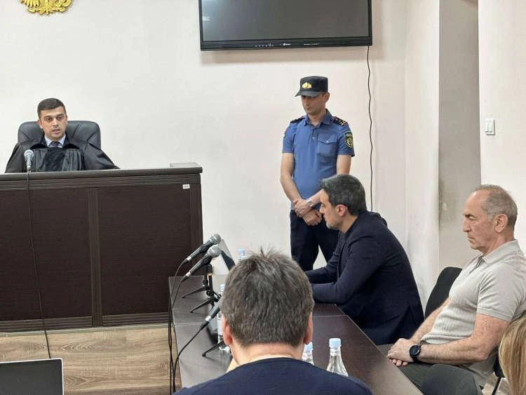 Məhkəmə Xocalı canisinin Paşinyana qarşı iddiasını rədd etdi...