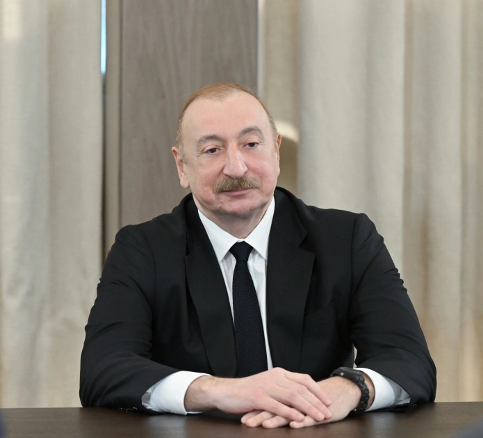 İlham Əliyev Avropa Komissiyasının komissarını qəbul etdi - FOTO