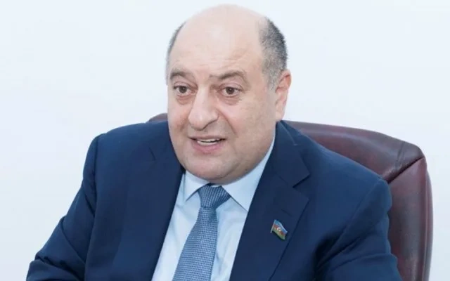 "300 mindən çox məcburi köçkünün mənzil-məişət şəraiti yaxşılaşdırılıb" - Komitə sədri