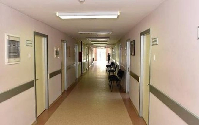 Gəncədə 42 yaşlı binanın ikinci mərtəbəsindən yıxılıb