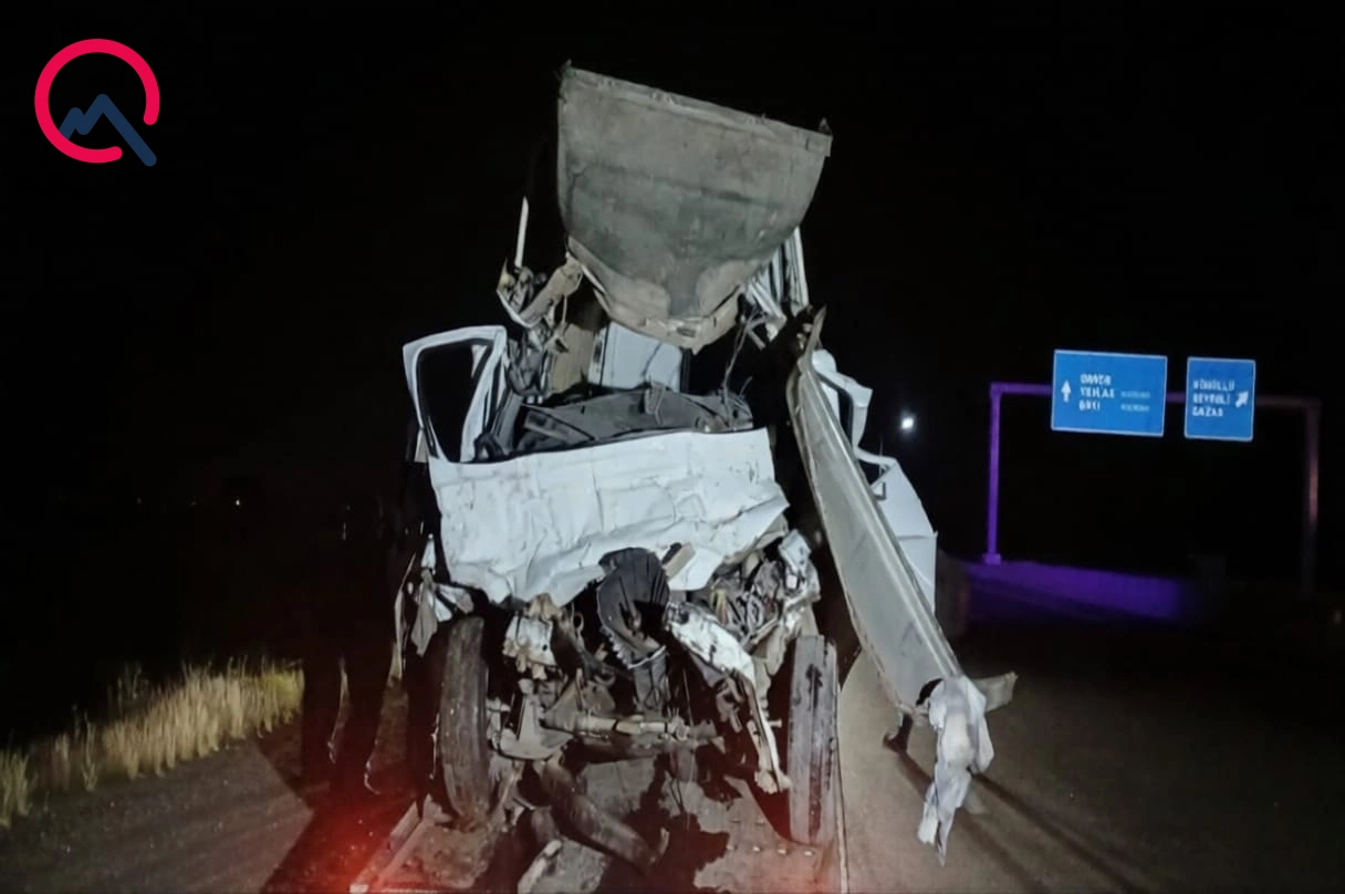 “Ford” “KamAz”a çırpıldı: Ölən var - FOTO